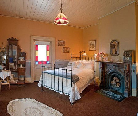 Tynwald Willow Bend Estate - Coogee Beach Accommodation 5