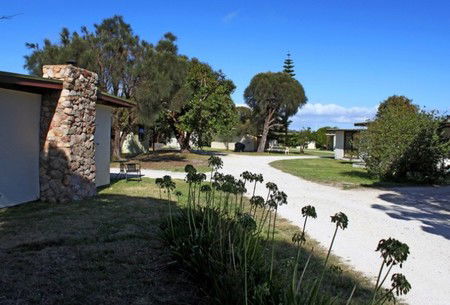 Flinders Island Cabin Park And Car Hire - Coogee Beach Accommodation 1