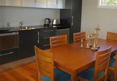 Windows On Bicheno - Coogee Beach Accommodation 3