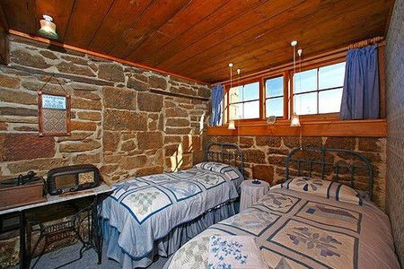 Forget-Me-Not Cottage - Coogee Beach Accommodation 5