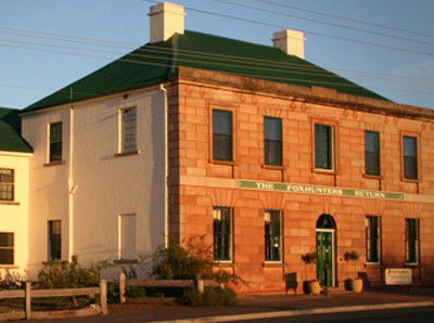 Foxhunters Return - Coogee Beach Accommodation 2