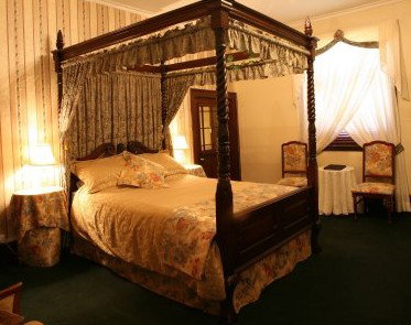 Schouten House - Coogee Beach Accommodation 1