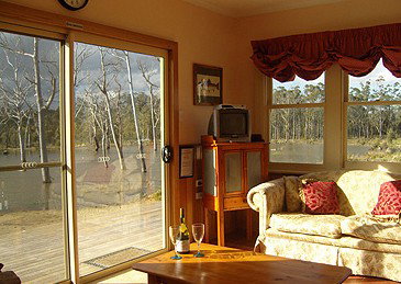 Twin Lakes Trout Fishery - Coogee Beach Accommodation 2