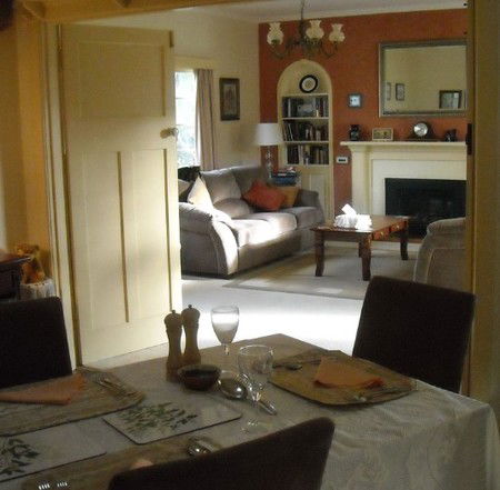 Magnolia Cottage B&B - Coogee Beach Accommodation 1