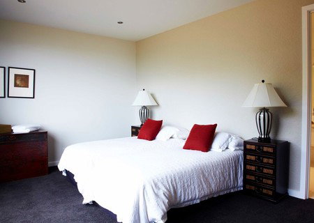 Dragonfly Lodge - Coogee Beach Accommodation 1