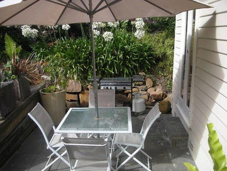 Forest Road Apartments - Coogee Beach Accommodation 3