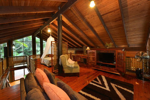 Wait A While Retreat - Coogee Beach Accommodation 5