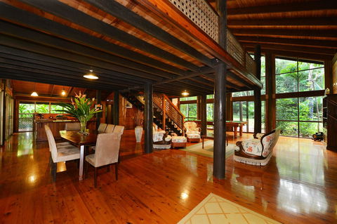 Wait A While Retreat - Coogee Beach Accommodation 8