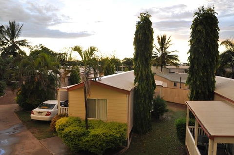 Ashs Holiday Units And Cafe - Coogee Beach Accommodation 5