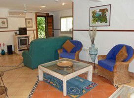 Moody Street Homestead - Coogee Beach Accommodation 2