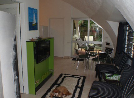 Floriana Villas - Coogee Beach Accommodation 1