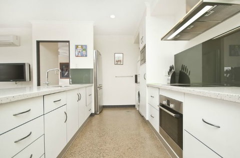 Floriana Villas - Coogee Beach Accommodation 6
