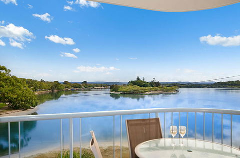 Reflections Holiday Apartments - Coogee Beach Accommodation 2