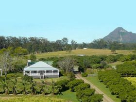 Coochin Creek QLD Coogee Beach Accommodation
