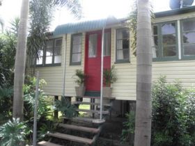 The Red Ginger Bungalow - Coogee Beach Accommodation 0