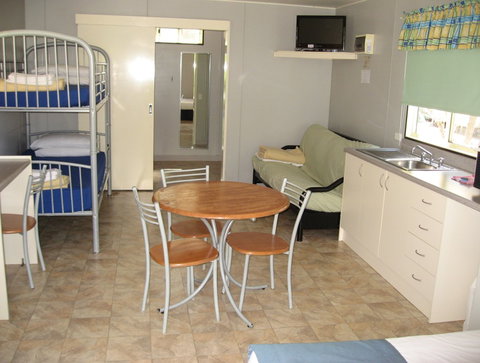 Ocean View Caravan & Tourist Park - Coogee Beach Accommodation 3