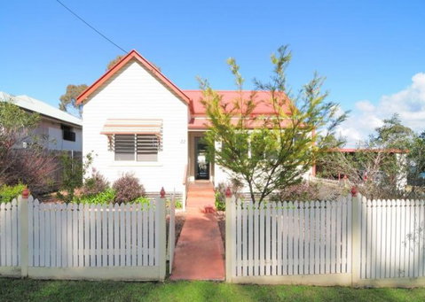 Diamond Cottages - Coogee Beach Accommodation 0