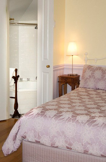 Hyams Beach Seaside Cottages - Coogee Beach Accommodation 2