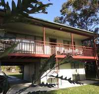 A Paradise Bungalow Waterfront - Coogee Beach Accommodation