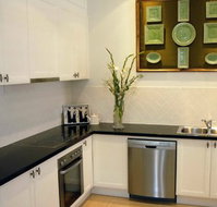 Clyvemore Apartment - Coogee Beach Accommodation