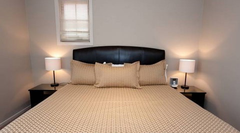 Executive Townhouse, Ballarat - Coogee Beach Accommodation 2