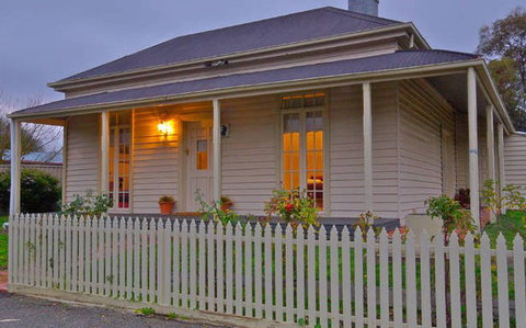 First Chance - Coogee Beach Accommodation 4