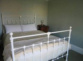Lauriston Cottage - Coogee Beach Accommodation 3