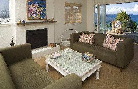 Absolute Waterfront At Hyams Beach - Elandra - Coogee Beach Accommodation 2