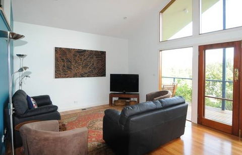 Blue Roo House - Coogee Beach Accommodation 3