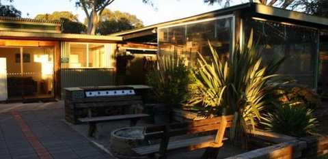 Banksia Park Cottages - Coogee Beach Accommodation 0