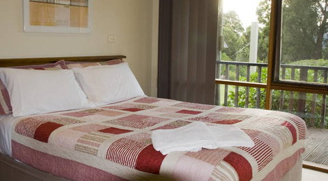 Banksia Park Cottages - Coogee Beach Accommodation 3