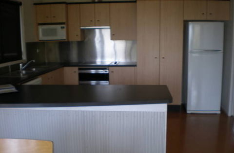 A Blue Point House Jervis Bay - Coogee Beach Accommodation 1