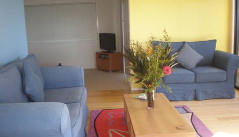 A Blue Point House Jervis Bay - Coogee Beach Accommodation 3
