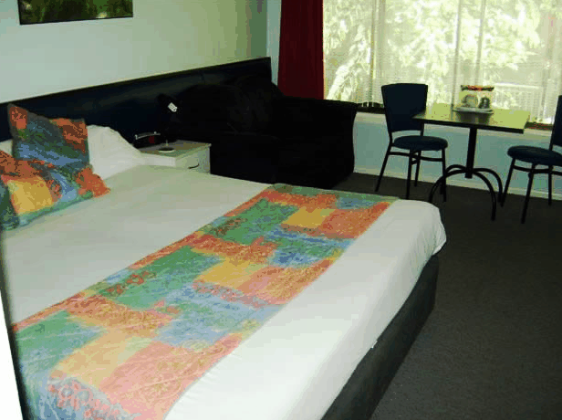 Poinciana Motel - Coogee Beach Accommodation