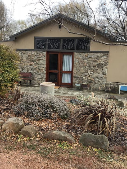 Glenelm Guest Cottage - Coogee Beach Accommodation 5