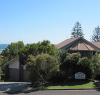 Angourie Bay Villas - Coogee Beach Accommodation
