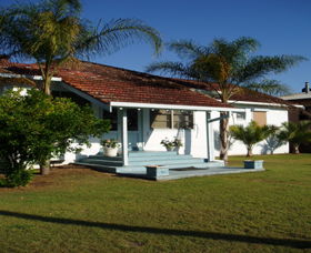 Welcome Inn - Coogee Beach Accommodation 1