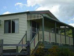 Halls Country Cottages - Coogee Beach Accommodation 0