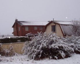 Castanian - Coogee Beach Accommodation 2