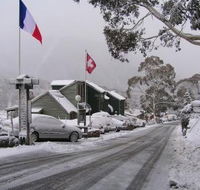 Kasees Apartments and Mountain Lodge - Coogee Beach Accommodation