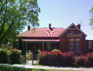 Tumut Accommodation Sefton House - Coogee Beach Accommodation 0