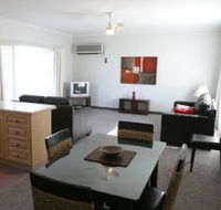Barham Golden Rivers Holiday Apartments - Coogee Beach Accommodation