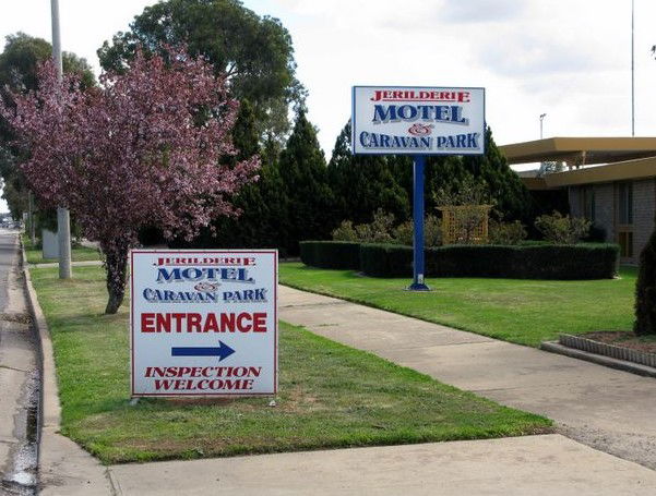 Jerilderie NSW Coogee Beach Accommodation