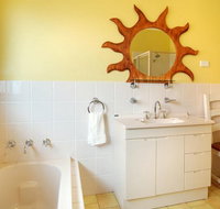 Burra by the Beach - Coogee Beach Accommodation