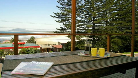 Carmelone Gerroa - Coogee Beach Accommodation 5