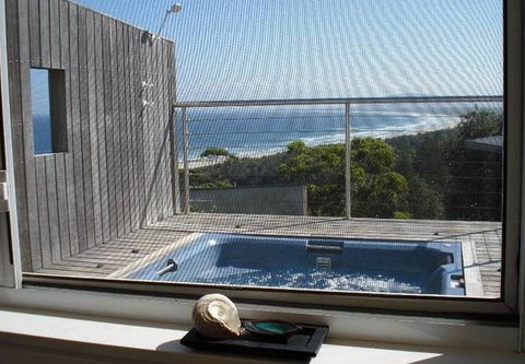 Broadway Blues - Coogee Beach Accommodation 4
