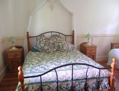 Ashmar Farm Stay - Coogee Beach Accommodation 1