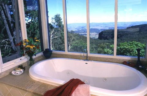 Clairvaux Cottages - Coogee Beach Accommodation 4