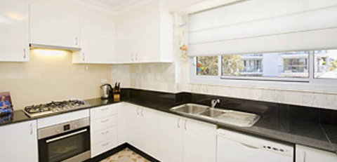 Absolute Beachfront Manly Bed And Breakfast - Coogee Beach Accommodation 3