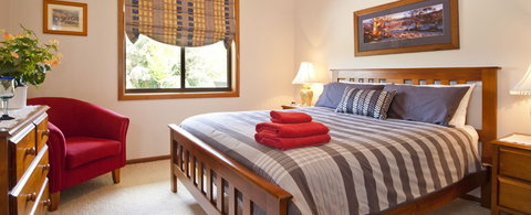 Clifton Gardens Bed And Breakfast - Orange NSW - Coogee Beach Accommodation 0